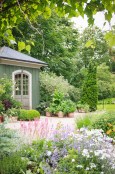Garden house with Containers in Summer