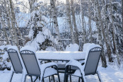 "White tablecloth" already on the table...