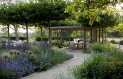 A Cotswold Taverna